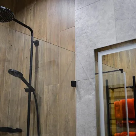 Kostjukowski Brand-new Апартаменти