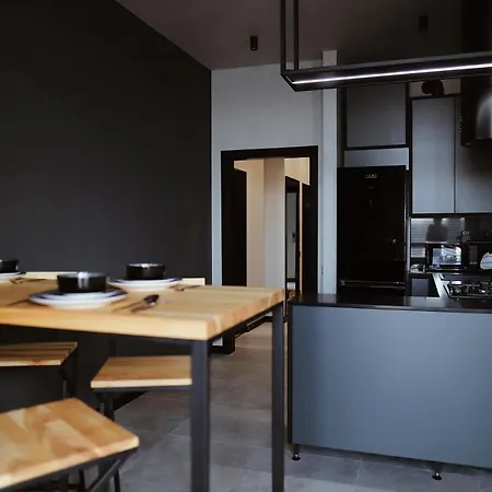 Kostjukowski Brand-new Апартаменти *