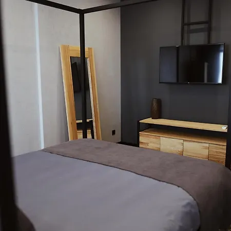 Kostjukowski Brand-new Апартаменти *