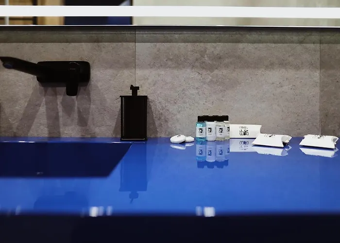 Kostjukowski Brand-new * إلفيف