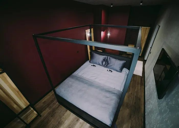 Kostjukowski Brand-new * リヴィウ