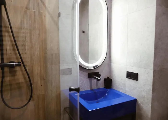 Kostjukowski Brand-new * リヴィウ